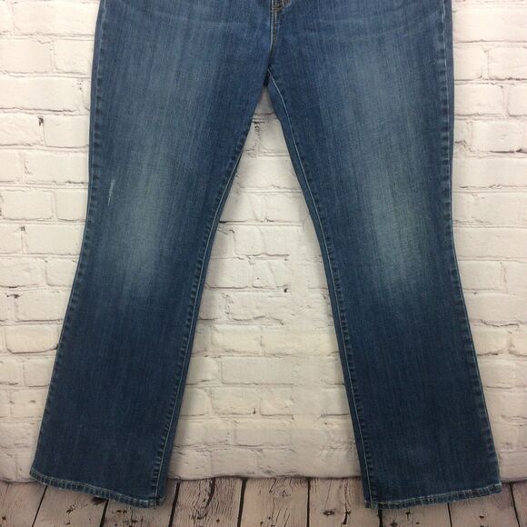 Levi's 515 Jeans Women’s Sz 14 Boot Cut Mid Rise Med Wash Distressed Flap Pocket - Picture 10 of 12